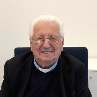 Don Vincenzo Visca, originario di Montà, aveva 96 anni Don Vincenzo Visca, originario di Montà, aveva 96 anni