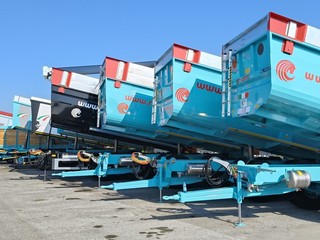 Nelle immagini alcuni momenti della festa tenuta presso la sede aziendale di Marene