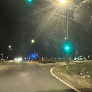 Cuneo, scontro tra auto al semaforo di corso Alcide De Gasperi