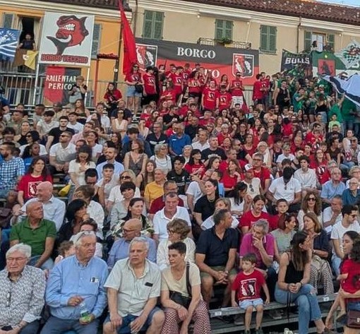 La rappresentanza di Borgo Vecchio all'ultimo Palio dei Borghi di Fossano La rappresentanza di Borgo Vecchio all'ultimo Palio dei Borghi di Fossano