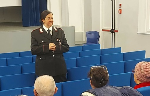Difendersi dalle truffe: il maresciallo Boasso insegna a Bene Vagienna come proteggersi Difendersi dalle truffe: il maresciallo Boasso insegna a Bene Vagienna come proteggersi