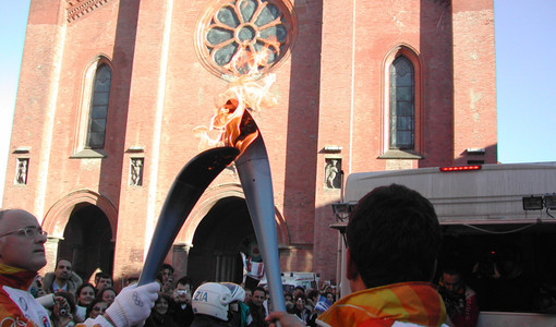Fiamma Olimpica 2006 - archivio foto Alba