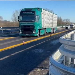 L'Asti-Cuneo ha aperto alle 10.33: il video di Cirio documenta l'atteso passaggio dei primi veicoli [VIDEO]