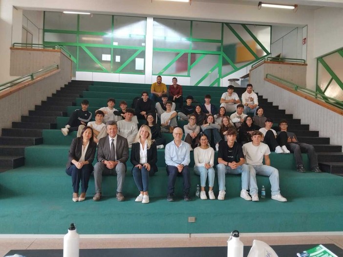 Limone Piemonte, al liceo economico sociale sportivo simulazione di un processo penale