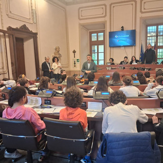 “Cittadini di Bra, cittadini del Mondo”, torna a riunirsi il consiglio comunale dei ragazzi