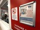 "Rispetta chi ti cura", l'appello sui cartelli disseminati nel reparto "Rispetta chi ti cura", l'appello sui cartelli disseminati nel reparto