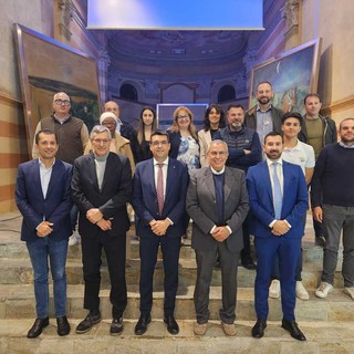 Alcuni immagini della serata tenuta ieri a Santo Stefano Belbo Alcuni immagini della serata tenuta ieri a Santo Stefano Belbo