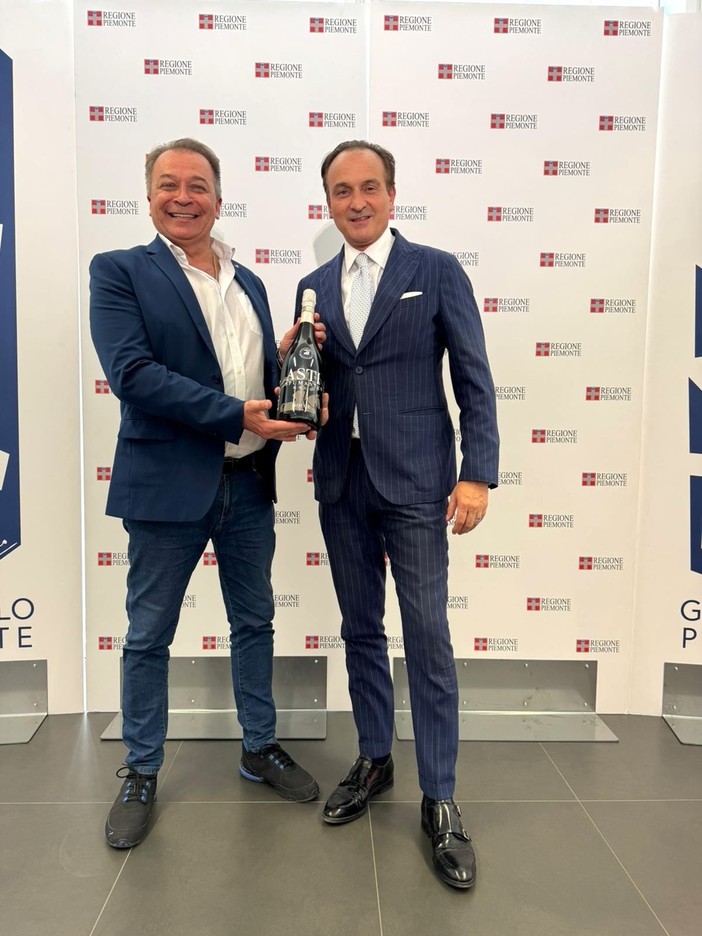 È l’Asti Docg il vino piemontese dell’anno 2026. Cirio e Bongioanni: "Nostra denominazione più esportata, ambasciatrice del Piemonte"