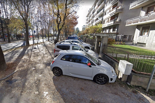 Cuneo, patto pubblico-privato per viale degli Angeli: accordo coi condomini per la sistemazione del controviale sterrato Cuneo, patto pubblico-privato per viale degli Angeli: accordo coi condomini per la sistemazione del controviale sterrato