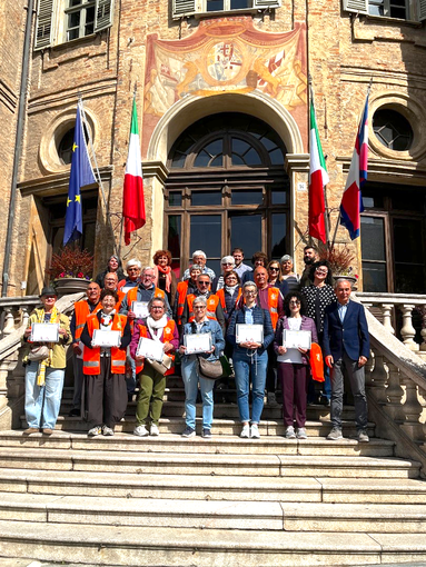 Bra, la Giunta comunale ha ringraziato i volontari del “Pedibus” Bra, la Giunta comunale ha ringraziato i volontari del “Pedibus”