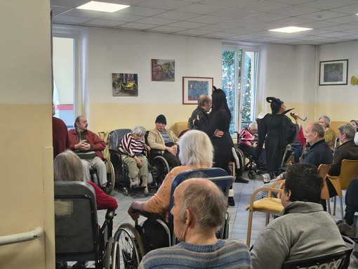 A Bra il Carnevale che abbatte le barriere: la RSA Montepulciano celebra la festa con tutto il cuore A Bra il Carnevale che abbatte le barriere: la RSA Montepulciano celebra la festa con tutto il cuore