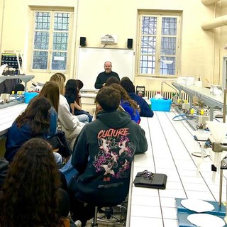 Savigliano, il cardiologo in classe: gli studenti del liceo Arimondi Eula scoprono i segreti del cuore Savigliano, il cardiologo in classe: gli studenti del liceo Arimondi Eula scoprono i segreti del cuore