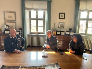 Il municipio il commiato dal comandante dei Carabinieri