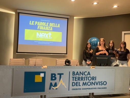 Quattro giovani studentesse premiate per il progetto BTM “Young for Young – Le parole della finanza”