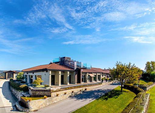 La cantina Conterno e Fantino di Monforte d'Alba La cantina Conterno e Fantino di Monforte d'Alba
