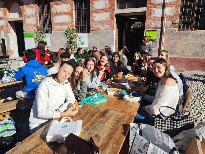 Progetto Transalp: dodici studenti del Soleri-Bertoni di Saluzzo attraversano le Alpi per scoprire la Francia