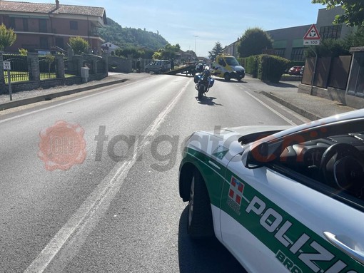 Il traffico nella zona ha subito forti rallentamenti per oltre un’ora per consentire i soccorsi e i rilievi ad opera di 118 e Polizia Locale di Bra