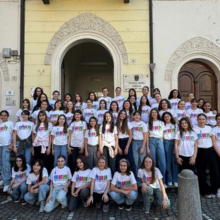 "Girls Code It Better", a Savigliano la tecnologia incontra l'inclusione: 85 ragazze in campo con Blu Lab