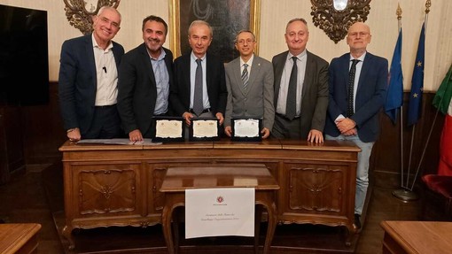 Bra, Cherasco e la piccola Salmour nuovi membri del “gemellaggio gastronomico” con Moncalieri Bra, Cherasco e la piccola Salmour nuovi membri del “gemellaggio gastronomico” con Moncalieri