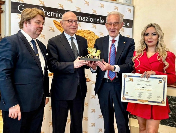 Da sinistra:  Sileno Candelaresi, Camillo Venesio, Beppe Ghisolfi e  Luz Adriana Sarcinelli