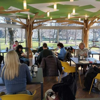 “Poesie a colazione”: a Cuneo quinta edizione per la Giornata Mondiale della Poesia