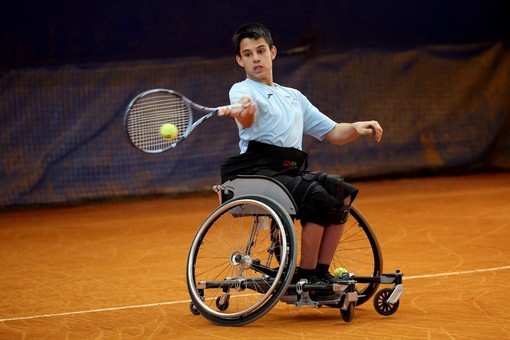 Lorenzo Politanò in azione al Tennis Villa Carpena (Foto Fitp) Lorenzo Politanò in azione al Tennis Villa Carpena (Foto Fitp)