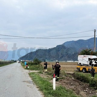 Il furgone finito fuori strada a Revello