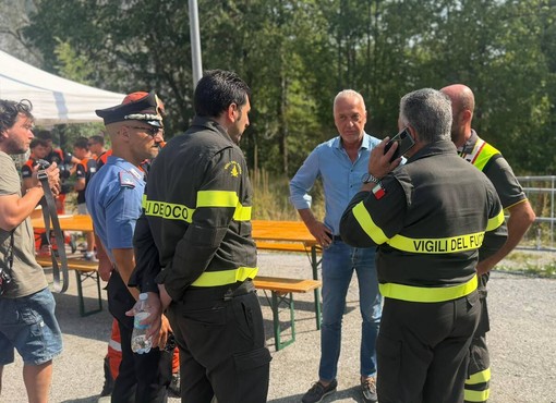 Incendio Valdieri, Bergesio (Lega) sul posto: "Grazie a Vigili del Fuoco e volontari. Il Governo è presente: decisivo l'arrivo dei mezzi aerei" Incendio Valdieri, Bergesio (Lega) sul posto: "Grazie a Vigili del Fuoco e volontari. Il Governo è presente: decisivo l'arrivo dei mezzi aerei"