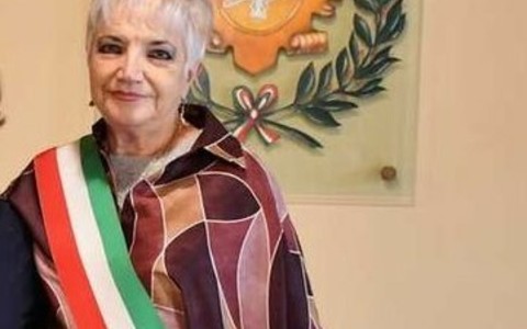 la sindaca di Trinità guarda con fiducia al 2026 e traccia un bilancio del 2025: “Positivo, nonostante qualche difficoltà”