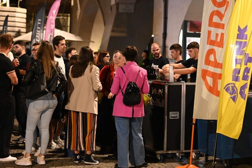Un mese al ritorno di Drink Art: via Roma a Cuneo diventerà il cuore della nightlife cittadina Un mese al ritorno di Drink Art: via Roma a Cuneo diventerà il cuore della nightlife cittadina
