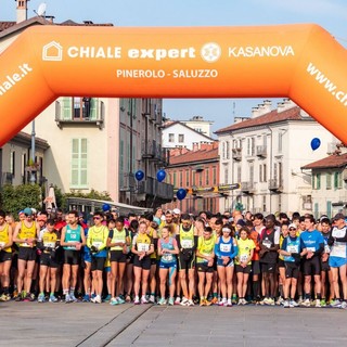 La partenza della Mezza del Marchesato in una foto di viroproject