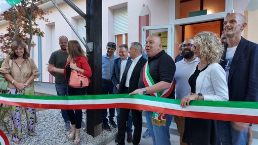 Sant'Albano, inaugurazione scuola infanzia, taglio del nastro