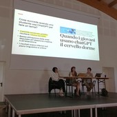 Infanzia, adolescenza e digitale: a Magliano Alfieri un incontro su rischi e strategie Infanzia, adolescenza e digitale: a Magliano Alfieri un incontro su rischi e strategie