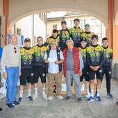CICLISMO / Filippo Zanesi domina il 67° GP UCAT: spettacolo juniores ai piedi del Monviso