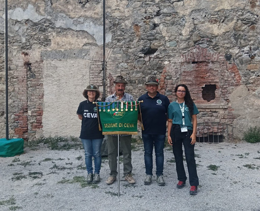 Anche la sezione Ana di Ceva al Campo Scuola Alpino a Vinadio con la giovane bagnaschese Enrica Calzolari