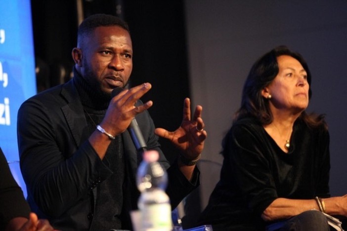 Martedì 4 novembre le associazioni uniscono le forze per “Cambiare la rotta”: un viaggio tra storia, giustizia e futuro Martedì 4 novembre le associazioni uniscono le forze per “Cambiare la rotta”: un viaggio tra storia, giustizia e futuro