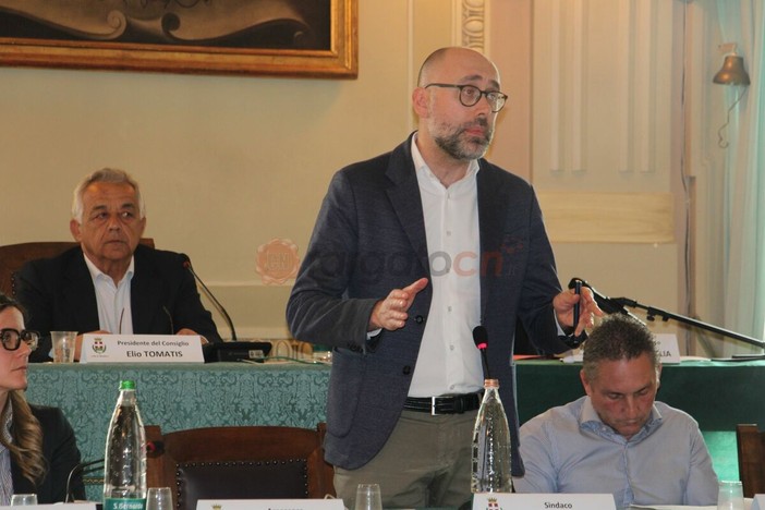 L'intervento del sindaco Luca Robaldo