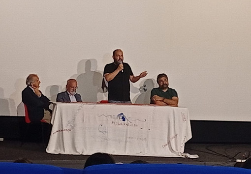 Alunni delle quinte del Denina Pellico Rivoira alla proiezione del docufilm Cutro, 94 … and more Alunni delle quinte del Denina Pellico Rivoira alla proiezione del docufilm Cutro, 94 … and more