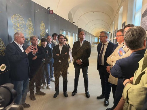 L'inaugurazione della mostra fotografica di Bruno Murialdo al Mudet L'inaugurazione della mostra fotografica di Bruno Murialdo al Mudet