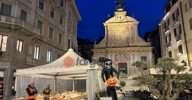EVENTI / Halloween, castagne e foliage: la Granda si colora d'autunno per l'ultimo week end di "Castelli Aperti"