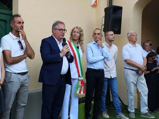 Manta, il taglio del nastro del nuovo asilo nido (foto pagina Facebook del Comune) Manta, il taglio del nastro del nuovo asilo nido (foto pagina Facebook del Comune)