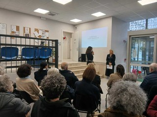 Cerimonia di scoprimento della targa dedicata a Salvatore Morelli per la nuova sala della Consulta comunale Cerimonia di scoprimento della targa dedicata a Salvatore Morelli per la nuova sala della Consulta comunale