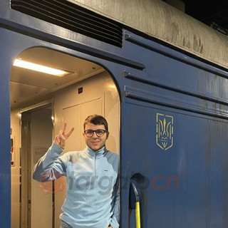 Nove giorni a Kyiv, il drammatico diario di viaggio di Edoardo Bosio dall'Ucraina