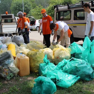 I rifiuti raccolti ad Alba durante un'edizione di Spazzamondo