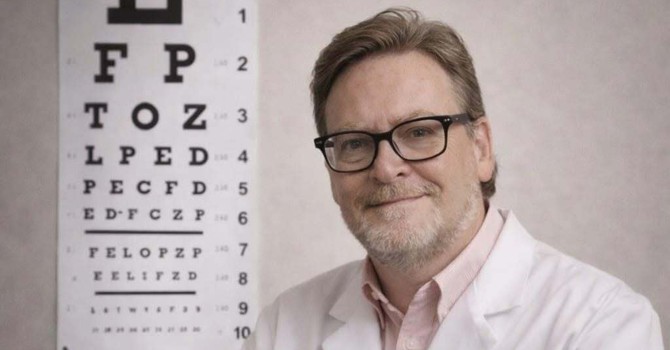 L'oculista Andrea Landi, per oltre 30 anni all'ospedale di Alba L'oculista Andrea Landi, per oltre 30 anni all'ospedale di Alba