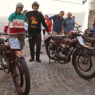 Anche il fossanese Flavio Mellano e il sommarivese Gino Bussolino a Borgomanero per il centenario dei record della Moto Galloni Anche il fossanese Flavio Mellano e il sommarivese Gino Bussolino a Borgomanero per il centenario dei record della Moto Galloni