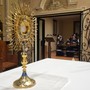Adorazione eucaristica nella chiesa delle Clarisse, a Bra Adorazione eucaristica nella chiesa delle Clarisse, a Bra
