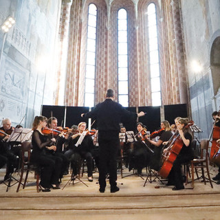 Comune di Alba e Alba Music Festival celebrano gli 80 anni della Repubblica con l’Orchestra Alba Filarmonica Comune di Alba e Alba Music Festival celebrano gli 80 anni della Repubblica con l’Orchestra Alba Filarmonica