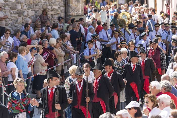 A Limone Piemonte torna la festa dell'Abaiya in costume, rievocazione della cacciata dei Saraceni A Limone Piemonte torna la festa dell'Abaiya in costume, rievocazione della cacciata dei Saraceni