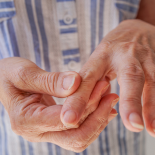 Artrosi ed esercizio terapeutico: un incontro organizzato da Auser Alba Langhe e Roero